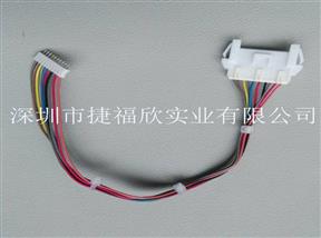 連接線中的連接器介紹