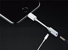 如“7”而至，聽說iPhone7和“小7”更配喔